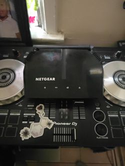 Nether AC1200 WiFi Router 