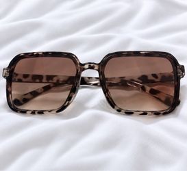 Oversized Square Tortoise Sunglasses