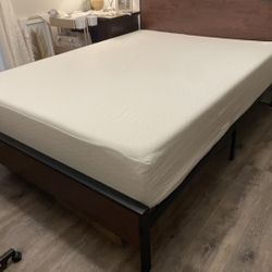 Queen Bed Frame With Mattress 