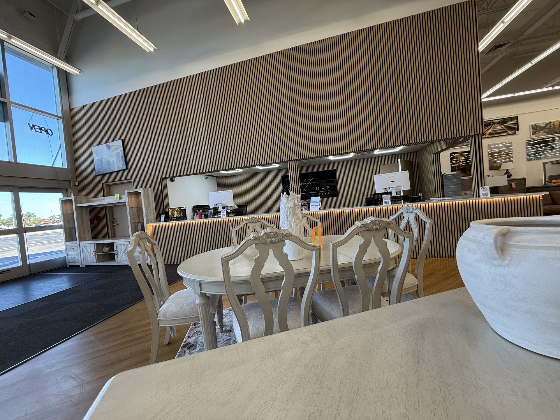 Dining Oval Table + 6 Chairs