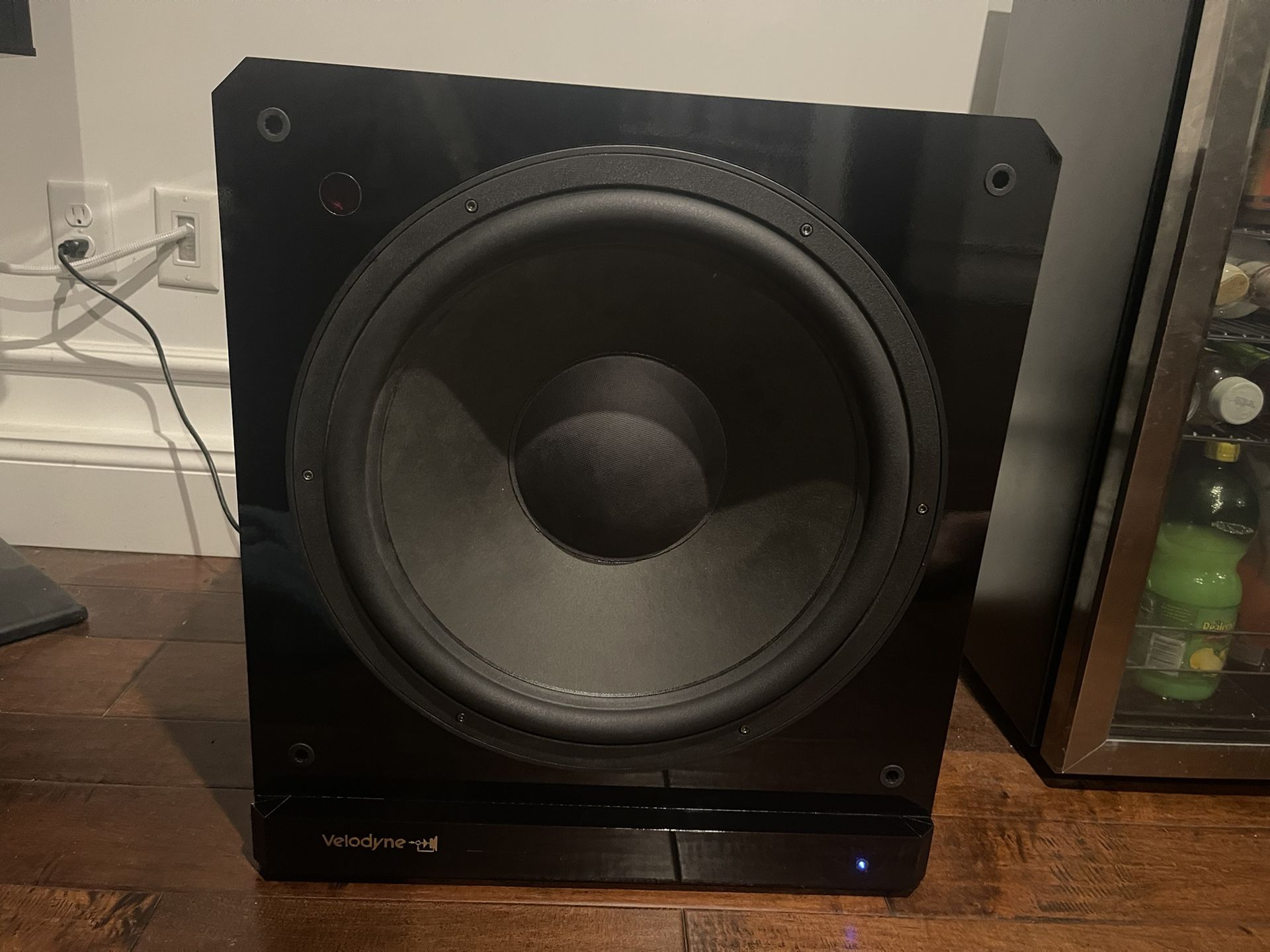 Velodyne HGS-18 1250 watts RMS subwoofer