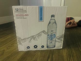 $10 TODAY ONLY!!!! BRAND NEW UNOPENED GLASS SPARKLING ICELANDIC