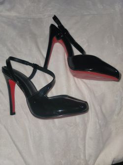 BRAND NEW SIZE 37 $30