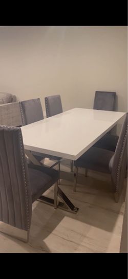 Dining table with chairs