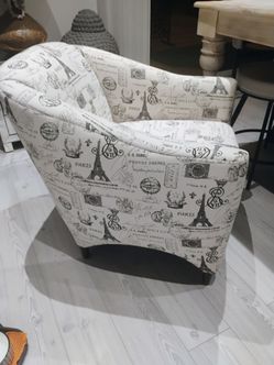 Arm chair