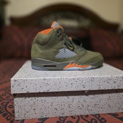 Jordan 5s Olive