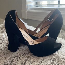 Black Velvet High Heels