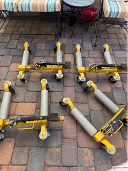 Wheel jacks