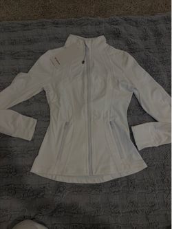 White lululemon define jacket