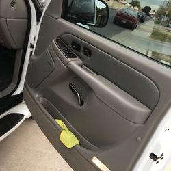 GMC Yukon Denali 