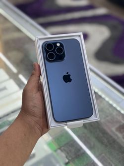 Unlocked iPhone 15 Pro Max – Only $599! Works with All Carriers!