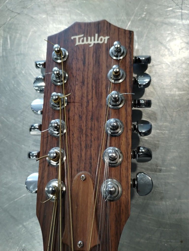 12 String Guitar