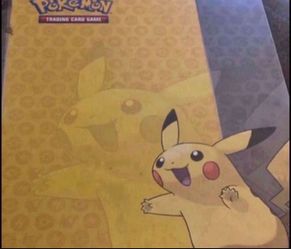 Pokémon Pikachu binder cards over 300 Cards