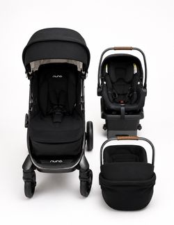 Nuna stroller and car seat Excellent condition