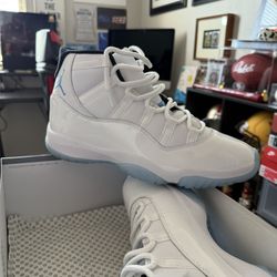 Jordan 11 Legend Blue
