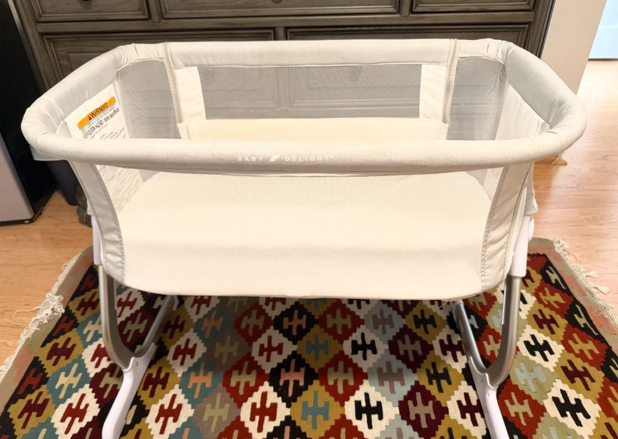 Baby Delight Bassinet
