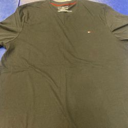 Tommy Hilfiger T Shirt X Large