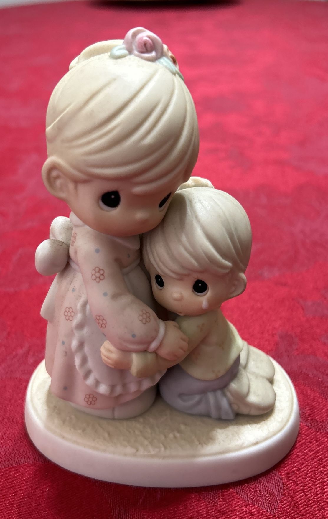 PRECIOUS MOMENTS FIGURINE - HEALING BEGINS WITH FORGIVENESS 2001 With Box 892157