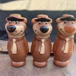 Vintage 60s Hanna-Barbera Blow Mold Plastic Yogi Bear Bowling Pins
