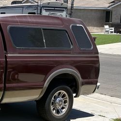 Camper Shell  (Sportsman )
