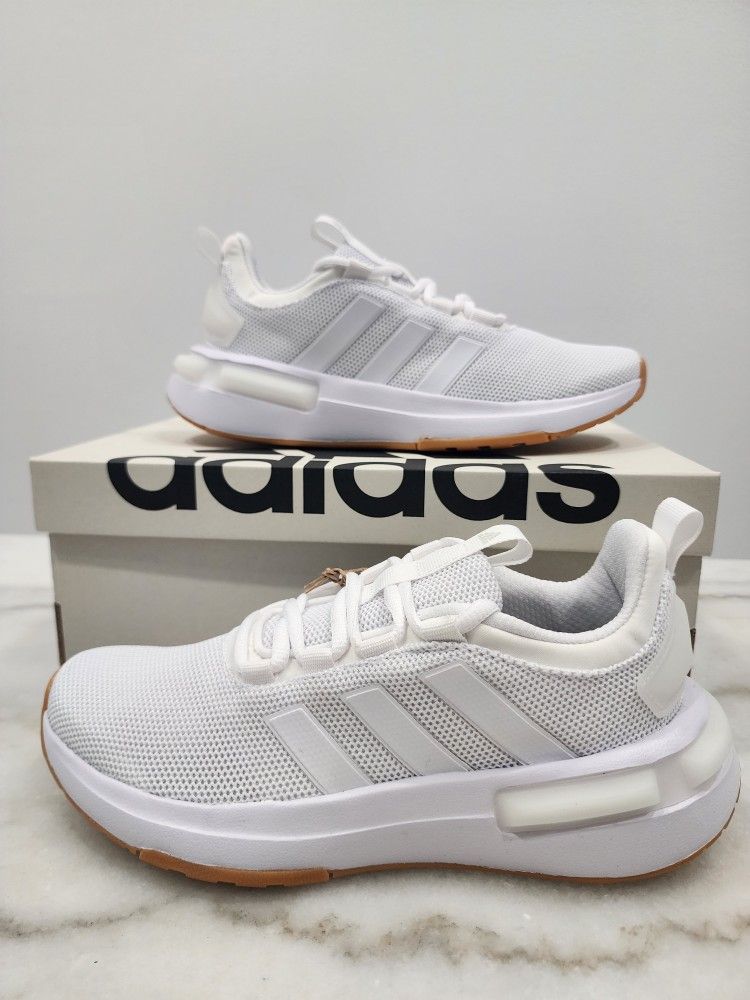 New Adidas White Shoes Sizes Available Womens 5.5 ,6, 7.5 ,8, 8.5 ,9.5 ,10 ,11