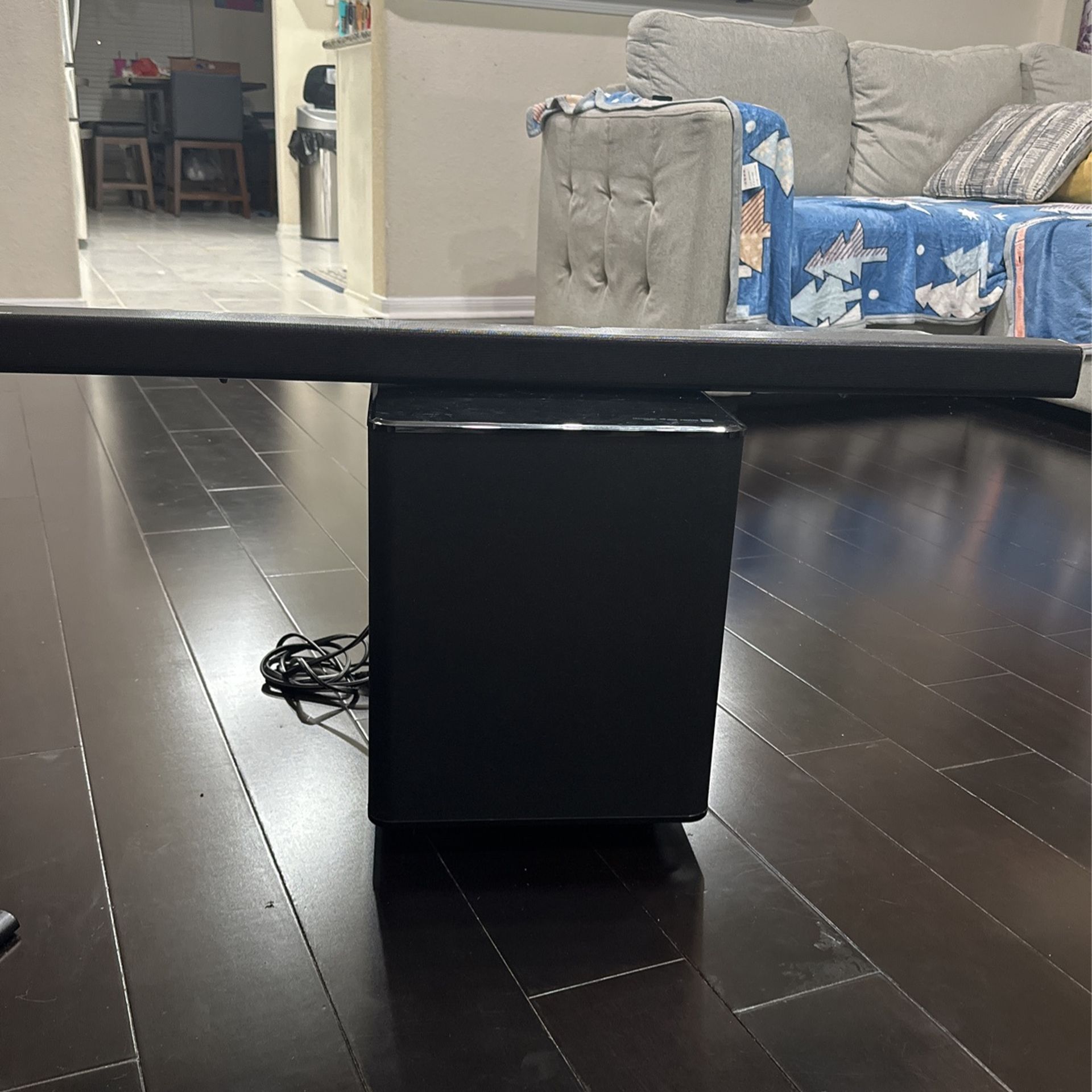 Samsung Subwoofer PS-WH550 with Soundbar HW-H550 Wireless Black