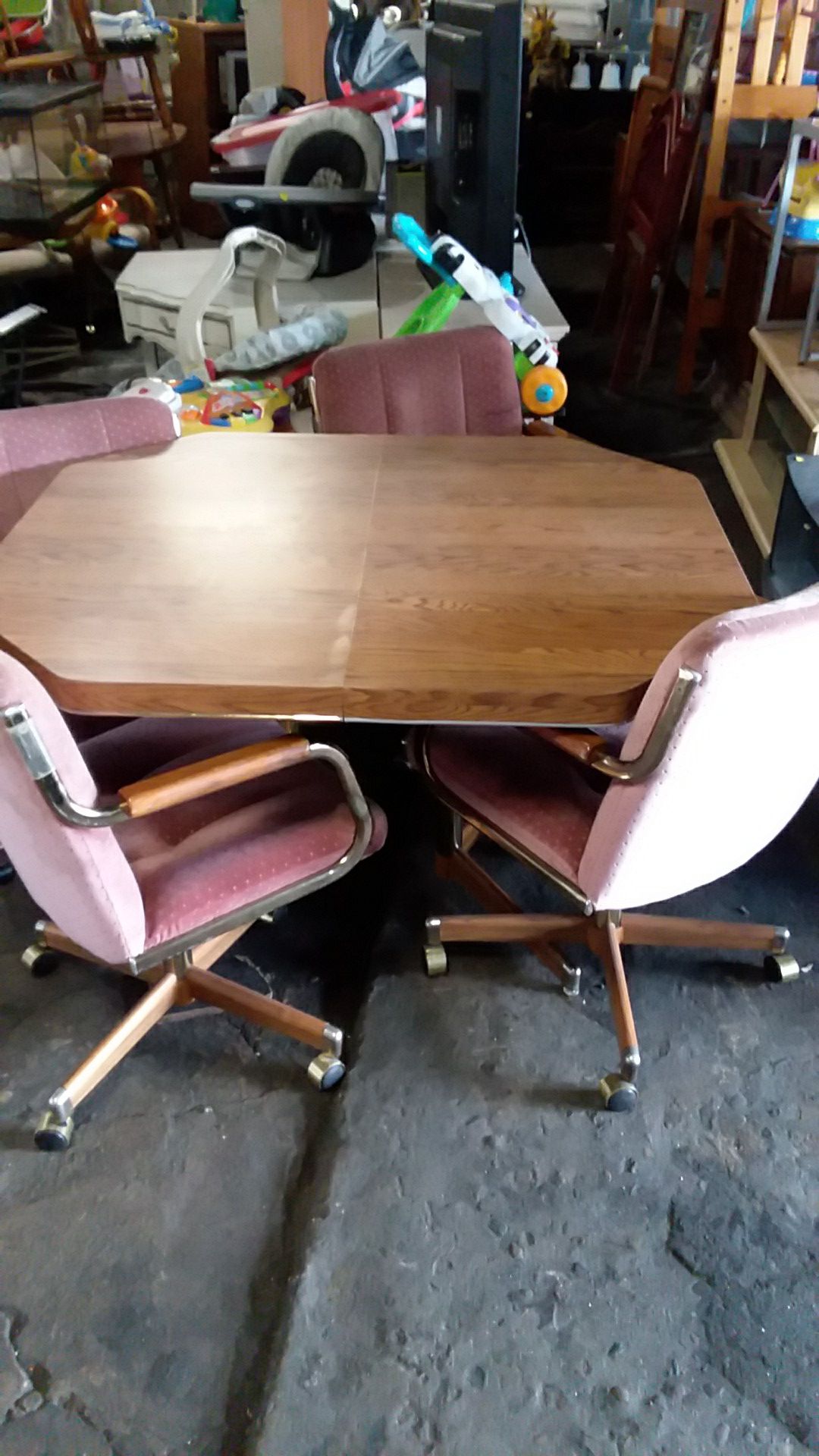 Used 5 piece dining table