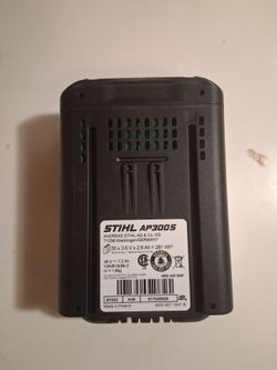 STIHL AP 300 S Battery – New in Box