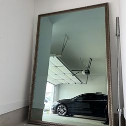 Séura S2 65” Mirror TV