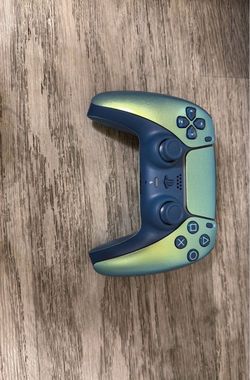 PlayStation 5 DualSense Wireless Controller Chrome  Green