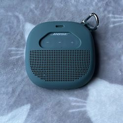 Bose Micro Soundlink Bluetooth Speaker With Case