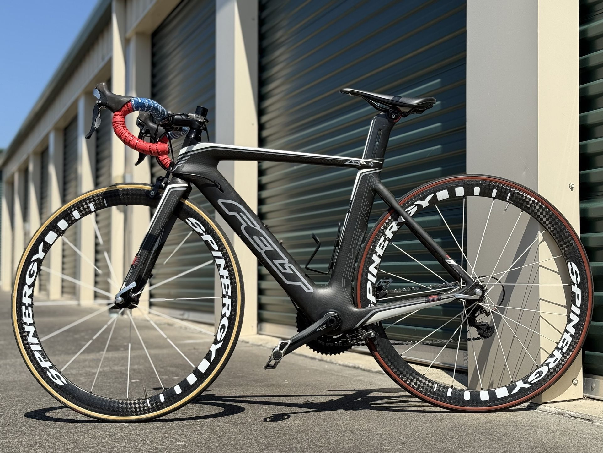 Road Carbon Bike