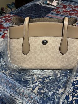 Coach Tote 