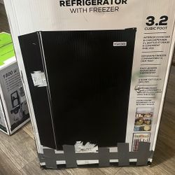 Igloo Refrigerator 
