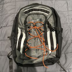 SELLING BACKPACKS AALL MUST GO