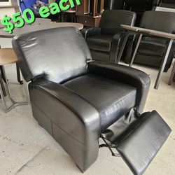 Reclining Chairs 