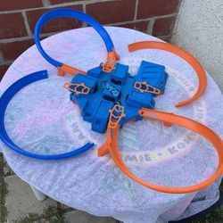 Hot Wheels Criss Cross Crash Set