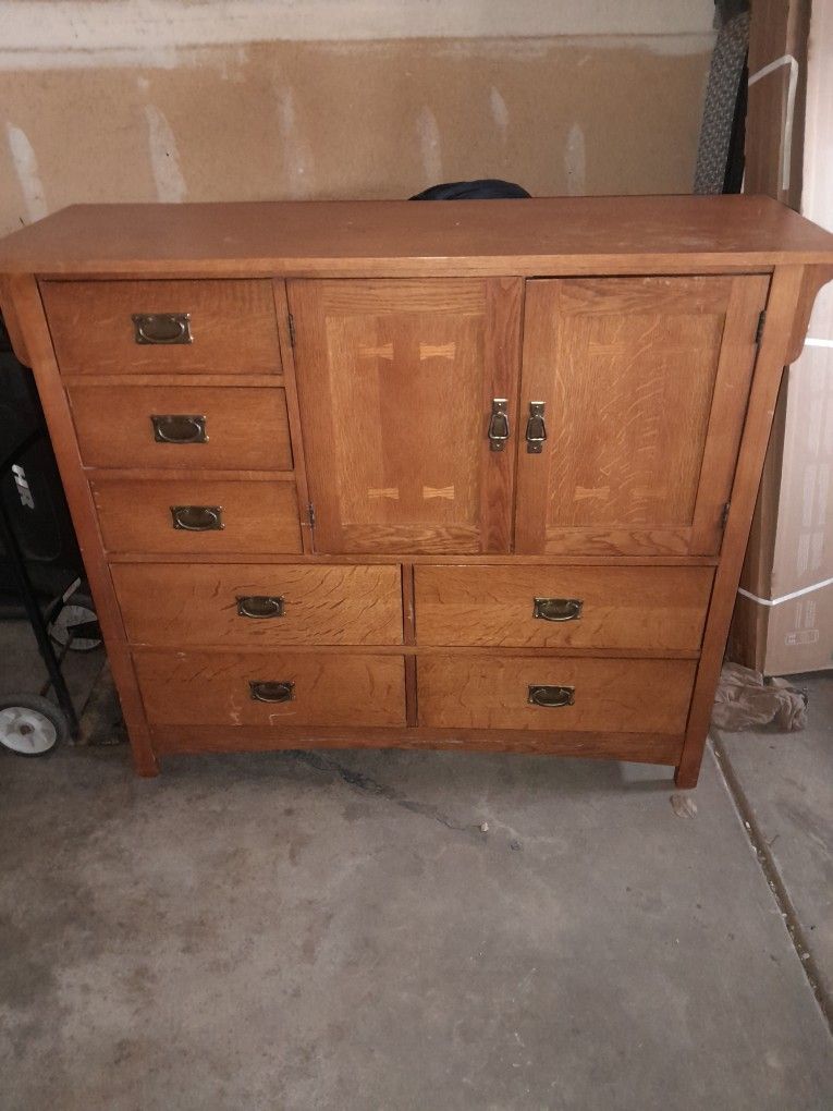 Tv Entertainment Center