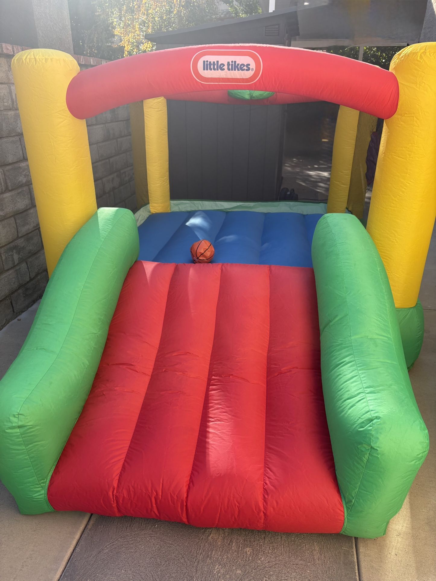 Little Tikes Jump 'n Slide Inflatable bouncer With Heavy Duty Blower, Stakes, Storage Bag, Owners Manual, 2 Velcro Balls, & Inflatable Basketball