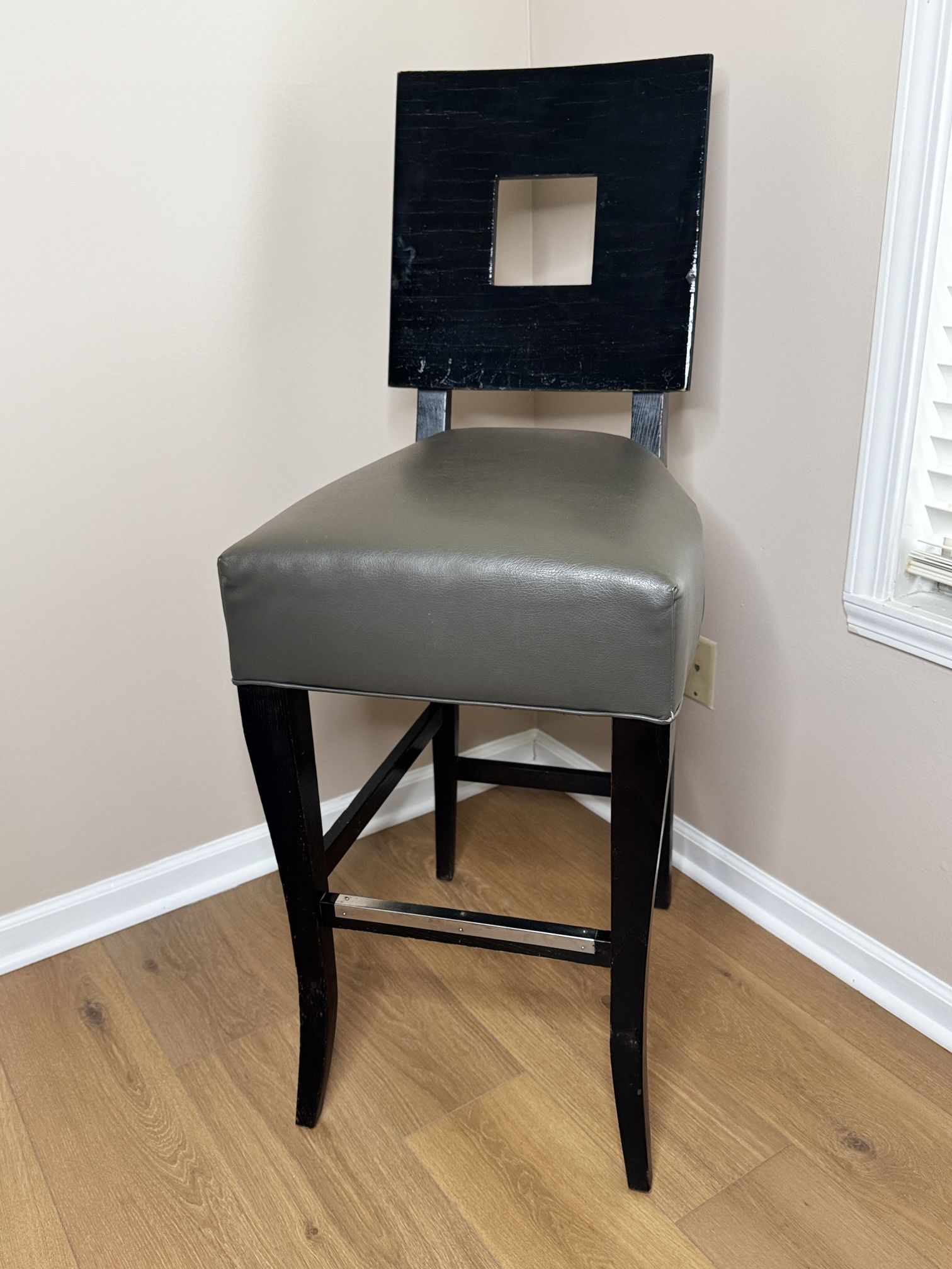 Beautiful Modern Bar Stool