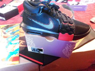 Nike LeBron Witnesses