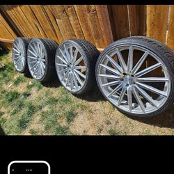 Vossen Staggered Vsf2 22s& tires