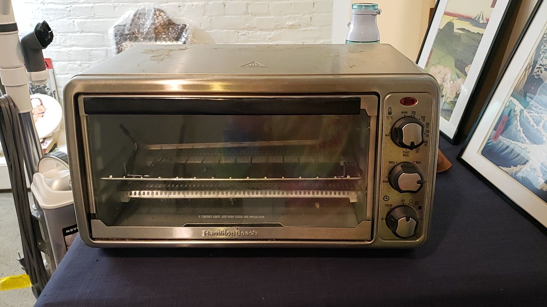 Toaster oven - Hamilton Beach
