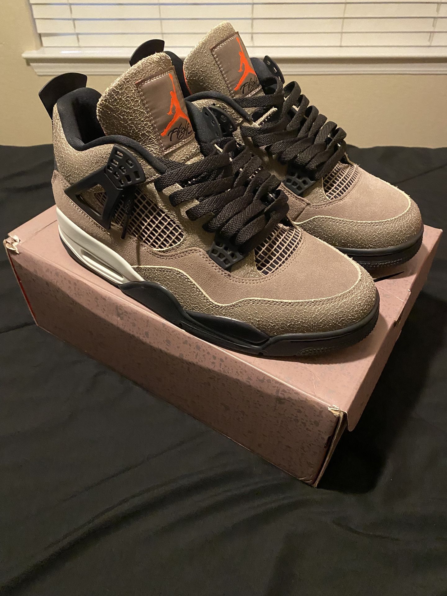 Jordan 4 Taupe Haze