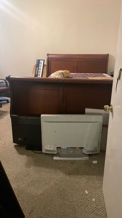 Vizio 32” tv 720p