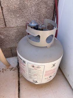 Propane Tank like new