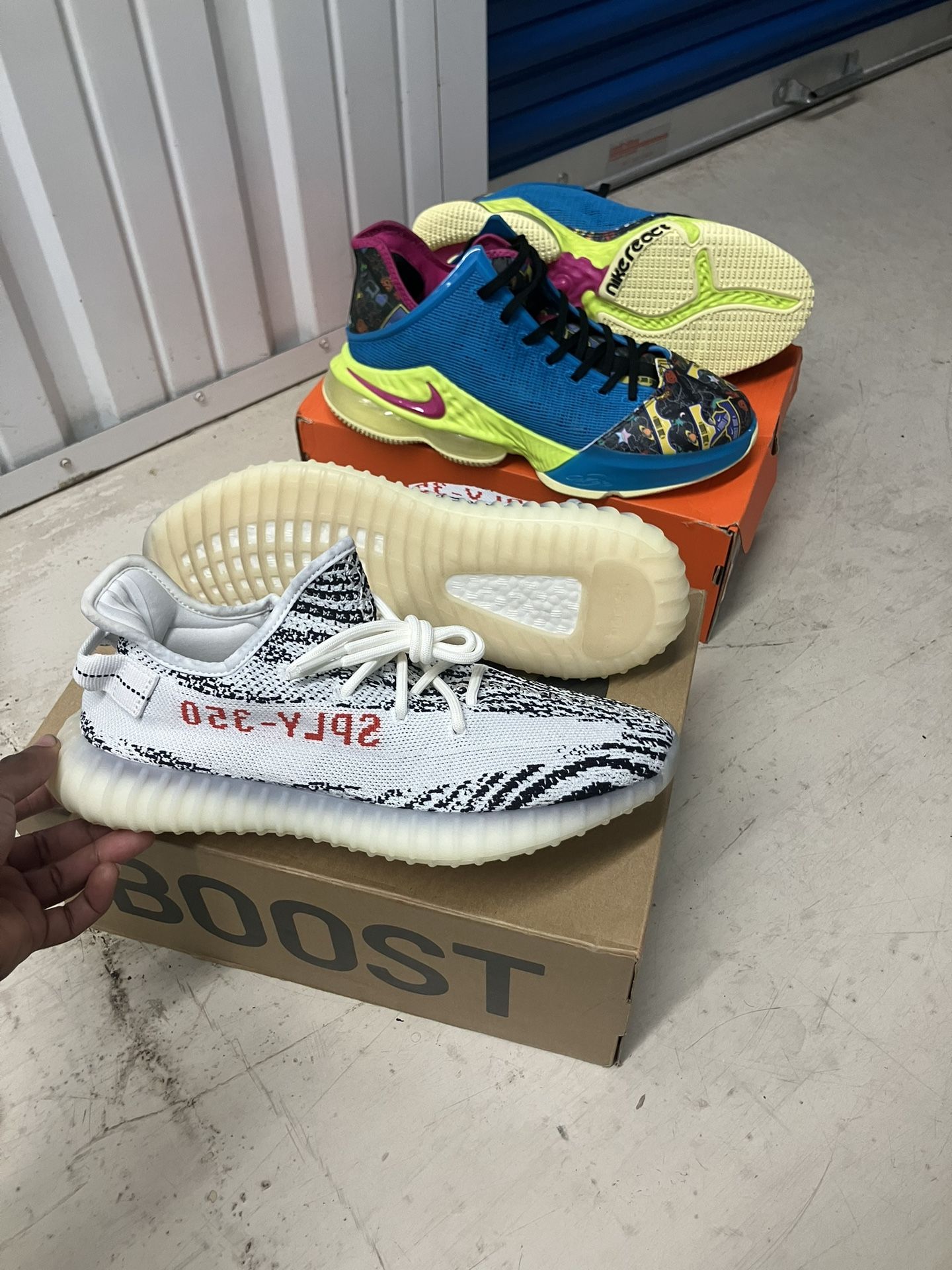 Yeezy 350 V2 (2017) Deadstock