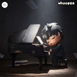 Hirono The Pianist