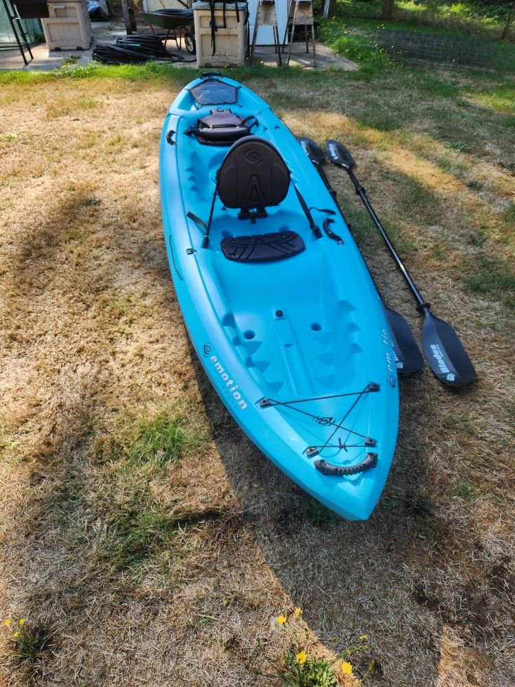 Emotion 12 Ft Canoe for Sale in Tumwater, WA OfferUp