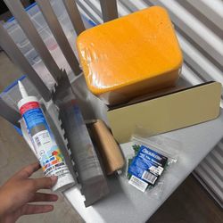 Brand New Tile Installation Kit – Trowel, Spacers, Adhesive, Sponge & More